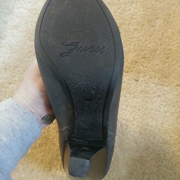 GUESS🔼super sexy buckle heel gray leather booties - Picture 4 of 6